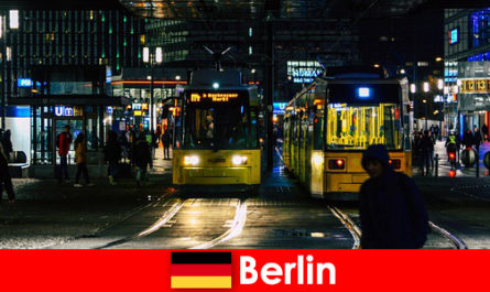 Prostitution i Berlin med varme escort ludere fra nattelivet