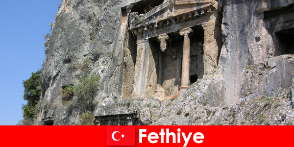 Fethiye en gammel by ved havet med mange monumenter
