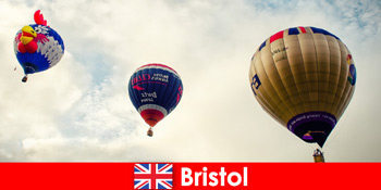 Ferie for modige turister til ballonture over Bristol England