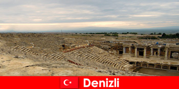 Denizli Tyrkiet tilbyder flerdagsture for dem, der er interesseret i de hellige steder