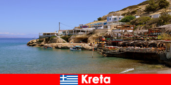 Feriegæster på Kreta oplever det lokale køkken og masser af natur i Grækenland