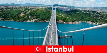 Istanbul med sit hav, Bosporus og øerne er en af de smukkeste byer i Tyrkiet.